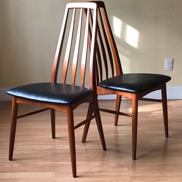 Set of TWO Eva dining side Chairs by Neils Koefoed in Teak and black leather 