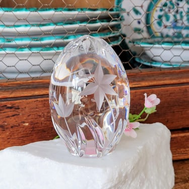 Lead Crystal Egg Poland~Vintge Etched Glass Paperweight~Gifts for Her 