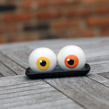 Vintage Eyeball Salt and Pepper Shakers with tray 