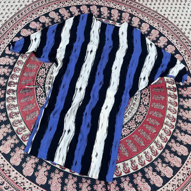 Vintage ‘80s New Wave dramatic batwing sleeve dress | graphic paintbrush stripe, violet blue &amp; black, dolman sleeves, M 