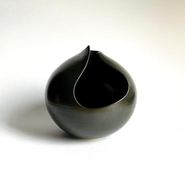 Vintage Japanese Pottery Ikebana Vase, 1960s Mid Century Modernism Minimalism 