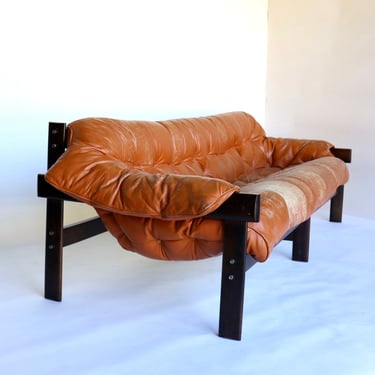 Percival Lafer MP-41 Couch