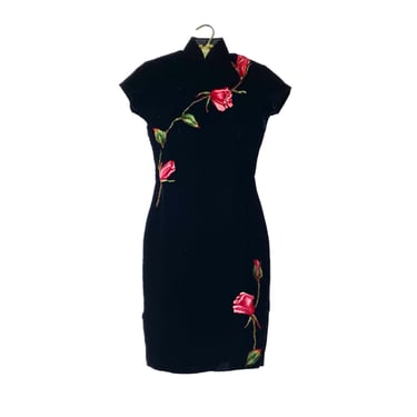 Vintage 1950s Black Velvet Cheongsam Dress with Chenille Floral Embroidery, Mid-Century Bespoke Qipao, Chinese Sheath, X Small 32