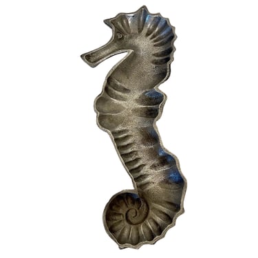 Beautiful Coastal Style Metal Seahorse Serving Dish 