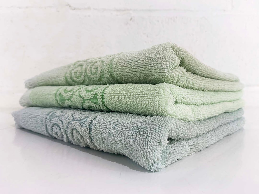 Vintage Cannon Monticello Cotton Bathroom Towels Bath Cloth Sculptural  Green, Check Engine Vintage