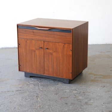 Mid-Century Modern Walnut Nightstand by John Kapel for Glenn of California 