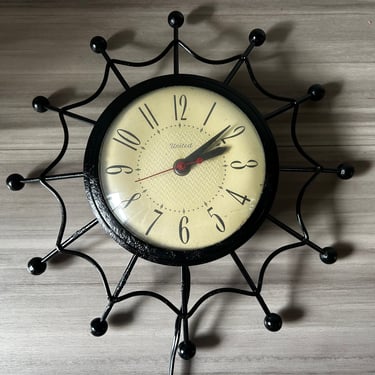 Vintage 50s 60s United Electric Wall Hanging Clock Atomic Era Mid Century Modern 