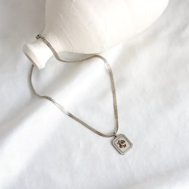 silver tone medallion necklace 