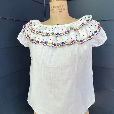 Charming 1950s Cotton Ruffle Embroidered Summer Top 40 Bust Vintage 