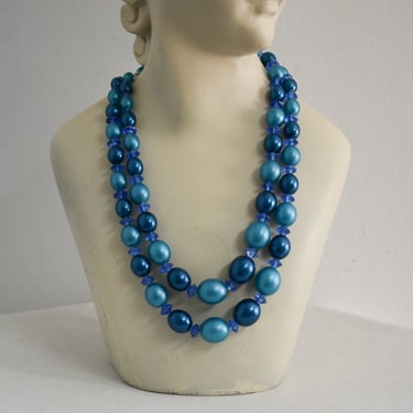 1960s Teal/Turquoise Faux Pearl Double Strand Necklace 