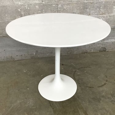 Round Kitchen Table (Seattle)