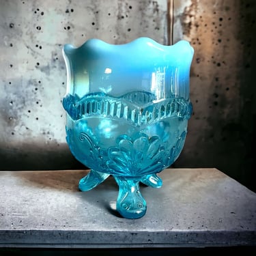 Antique National Flint Glass Co Manila Wreath & Shell Toothpick Holder Blue 