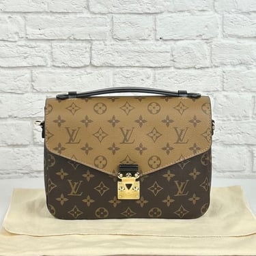 Louis Vuitton Pochette Métis Reverse Mono., Brown/Tan