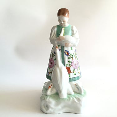 Herend porcelain figurine Girl in Hungarian folk dress with Geese, hand painted in Hungary 5555 