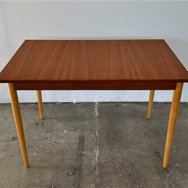 dining table 1724