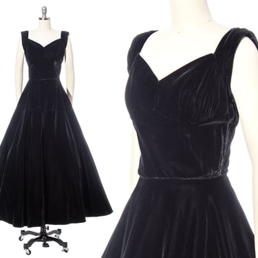 Vintage 1950s Party Dress | 50s Black Velvet Sweetheart Neckline Fit and Flare Full Length Maxi Formal Evening Gown (x-small) 
