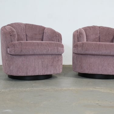 Pair of Mid-Century Modern Milo Baughman Style 360 Swivel Club Chairs on Plinth Bases 