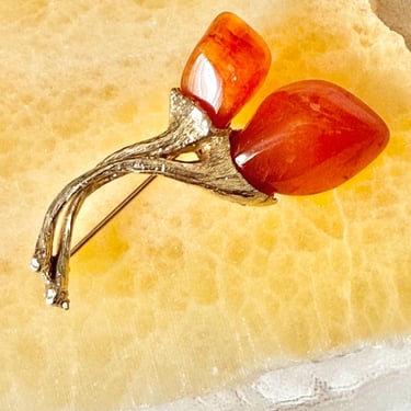Statement Brooch, Carnelian Stones, Natural Stone Jewelry, Vintage Floral Pin, Gold Tone Metal, Vintage 