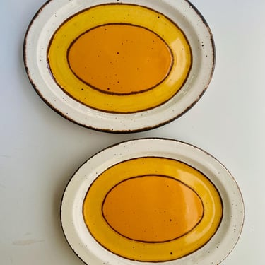 Vintage Midwinter Sun Stonehenge Plates / Set of Two Serving Dishes/ MCM / Oval Plate / Yellow / Orange / Midwinter Sun 