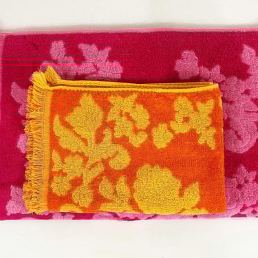 Vintage Cotton Bath & Hand Towels Matching Set Bathroom Towel Cloth Decor 1960s Pink Orange Mid-Century Retro Sculptural Cannon Monticello 