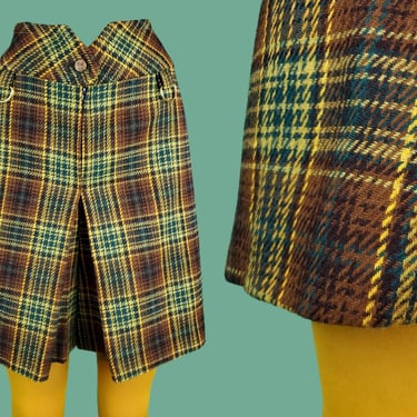 Plaid mod mini skirt skort from the 60s. Built-in shorts earthy colors unique details yellow green browns. Vintage schoolgirl (M 29 waist) 