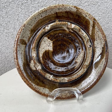 Vintage boho large pottery stoneware ashtray browns signed size 9” 