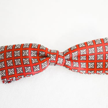 1950s Dark Red Patterned Clip Bow Tie 