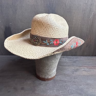 Bullhide Straw Hat with Floral Details