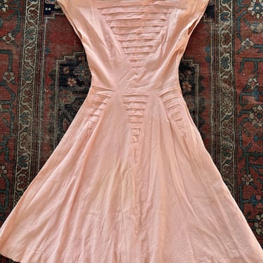 Vintage 1940s Pink Crepe Triangle Diamond Pleated Dress Petite XXS XS by TimeBa