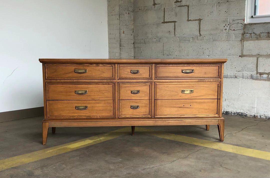 AVAILABLE to CUSTOMIZE**Mid Century Modern Dresser//MCM Media Console ...