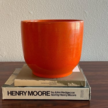 Gainey orange planter