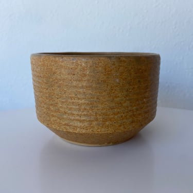 Small Vintage Zanesville Pot | Stoneage | mustard yellow color | ribbed pattern 