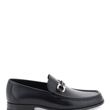 Ferragamo Men Grained Leather Loafers With Gancini