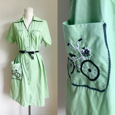 Vintage Mint Green Bicycle Novelty House Dress / M-L 