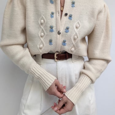 Gorgeous Vintage Floral Embroidered Wool Cardigan