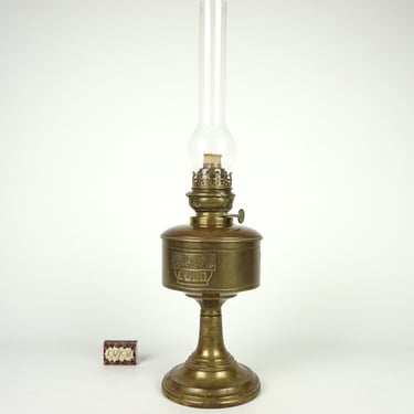 Big Victorian brass kerosene lamp , Brass Adjustable Oil Lamp , old lamp, rustic Oil Lamp, decorative oil lamp, retro lamp, Wedding Decor, 