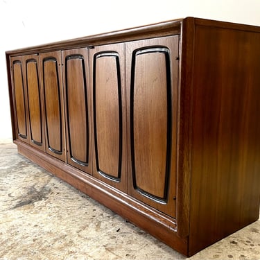 Vintage 70s Broyhill Premier Emphasis Walnut Crendaza or Sideboard 