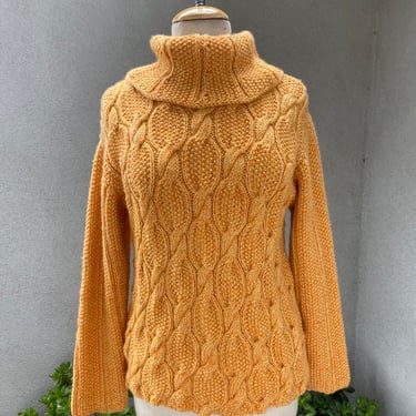 Vintage orange tangerine cable hand knit pullover sweater cowl neck S/M 