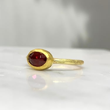 Jessica Weiss | Garnet + 18k Stack Ring | Oval