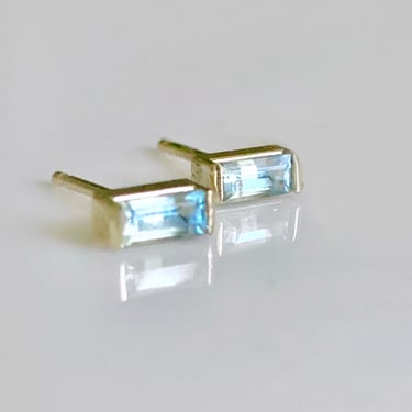 Selah Vie Fine Jewelry - 14k Gold and Aquamarine Baguette Studs