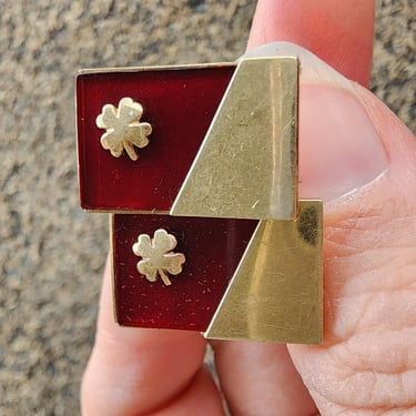 Vintage Lucky Four Leaf Clover Shamrock Cufflinks by Kreisler Quality USA 12KT GF Toggle with 14K Gold Shield Ornm Clovers 1950's Good Luck 