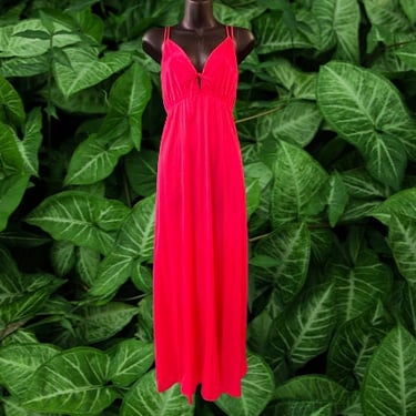 pink goddess nightgown 1970s nylon long gown small / medium 