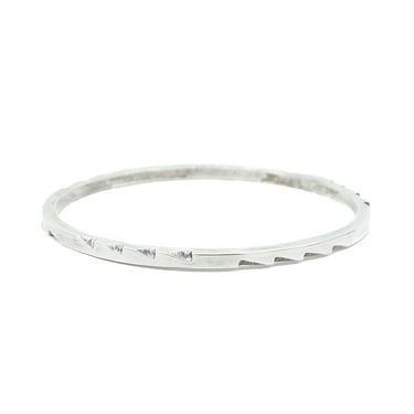 Mexican Etched Sawblade Silver Bangle