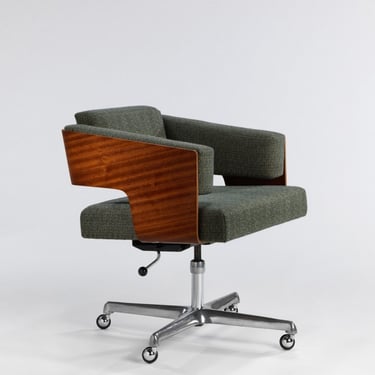 Antoine Philippon and Jacqueline Lecoq &#039;Confort&#039; Desk Chair, Model 3001 T8