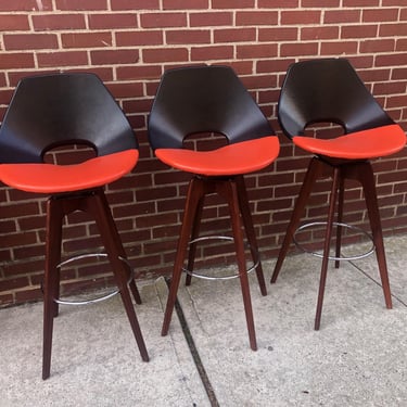 Mid Century Bar Stools Set 0f 3 