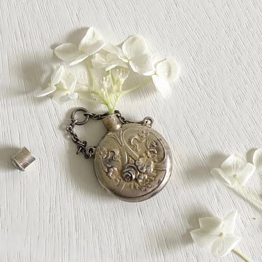 19th century french 800 sterling silver smelling salt locket