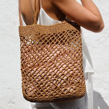 Raffia Net Bag in Tan, Crochet Raffia Tote, Summer Tote Bag, Straw Mesh Bag, Handcrafted Tote, Net Shoulder Bag — The Raffia Net Bag 