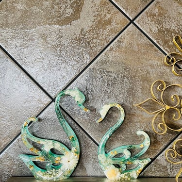 Swan Figurines Shelf Decor Resin Dried Flowers Set of 2 