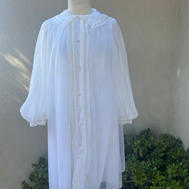 Vintage white chiffon lingerie robe lace pleats Small Saks Fifth Avenue 