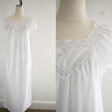 1980s Shadowline White Night Gown with Floral Embroidery 